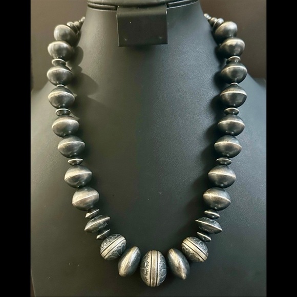Navajo Saucer Sterling Pearls Beaded Sterling Silver Necklace - Picture 1 of 8